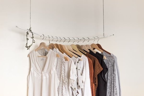 Quelles sont les règles de base pour un dressing minimaliste ?